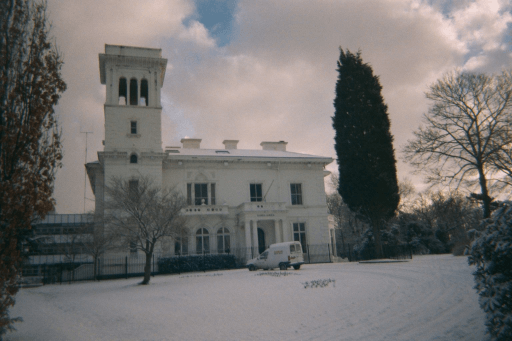 GRADE II RUNCORN TOWN HALL