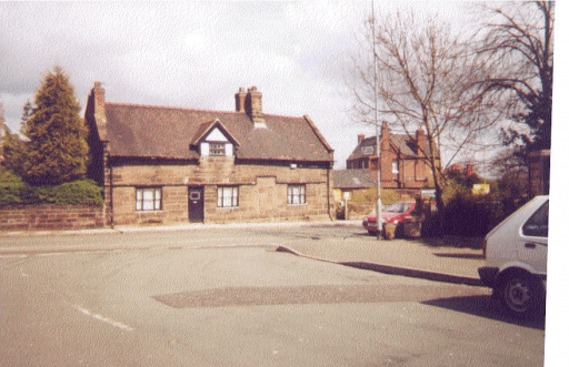 GRADE II BROOKFIELD COTTAGE