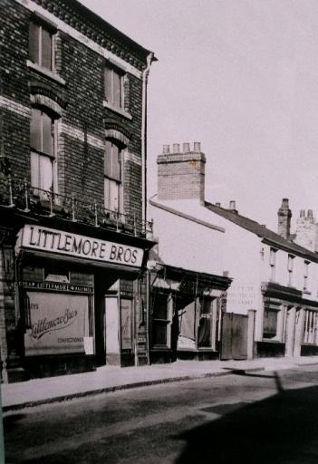 RUNCORN LITTLEMORE'S SHOP 20 BRIDGE St RUNCORN